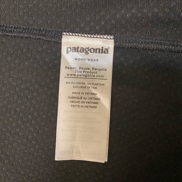 Patagonia Women’s Black Jacket - Picture 4 of 4